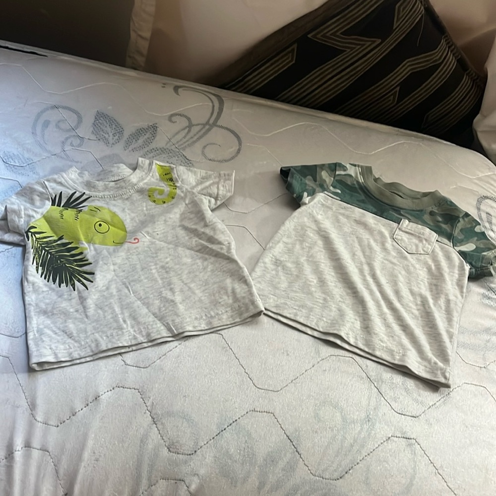 Child of mine shirts sz 0-3 months